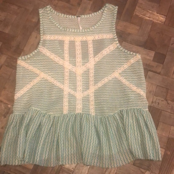 Free People Green Cream Open Knit Tank Peplum Hem Size XS - Picture 3 of 8